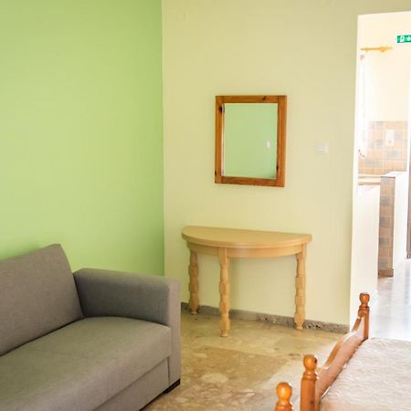 Aristotelis Apartments Vathí Exterior photo