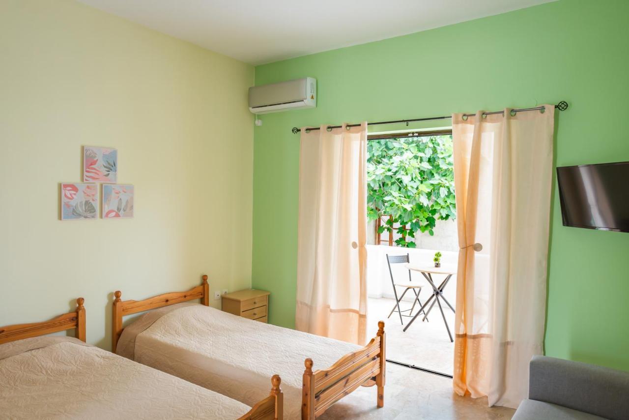 Aristotelis Apartments Vathí Exterior photo