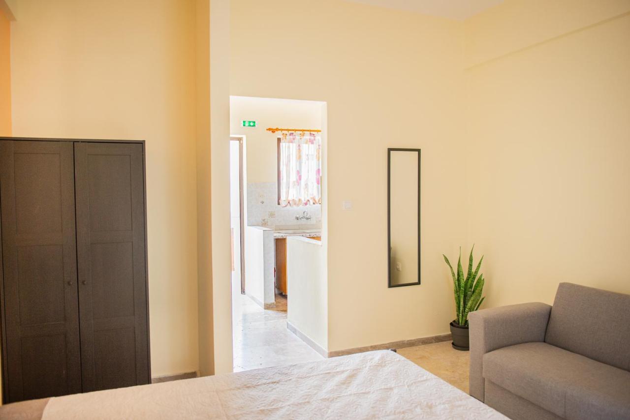 Aristotelis Apartments Vathí Exterior photo